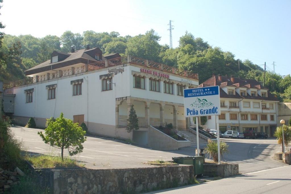 Hotel Penagrande Cangas De Narcea Exterior foto