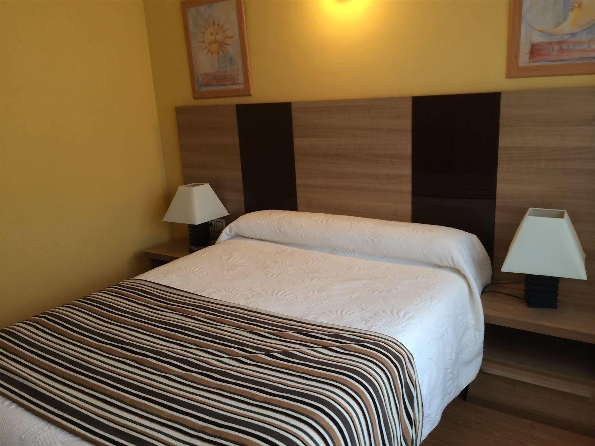Hotel Penagrande Cangas De Narcea Exterior foto