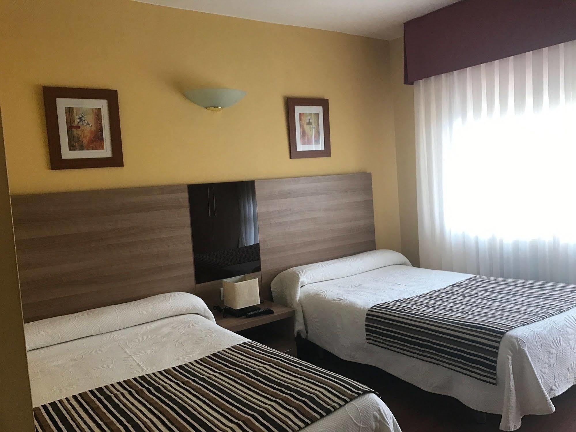 Hotel Penagrande Cangas De Narcea Exterior foto
